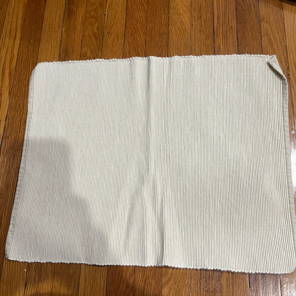 Beige placemats
